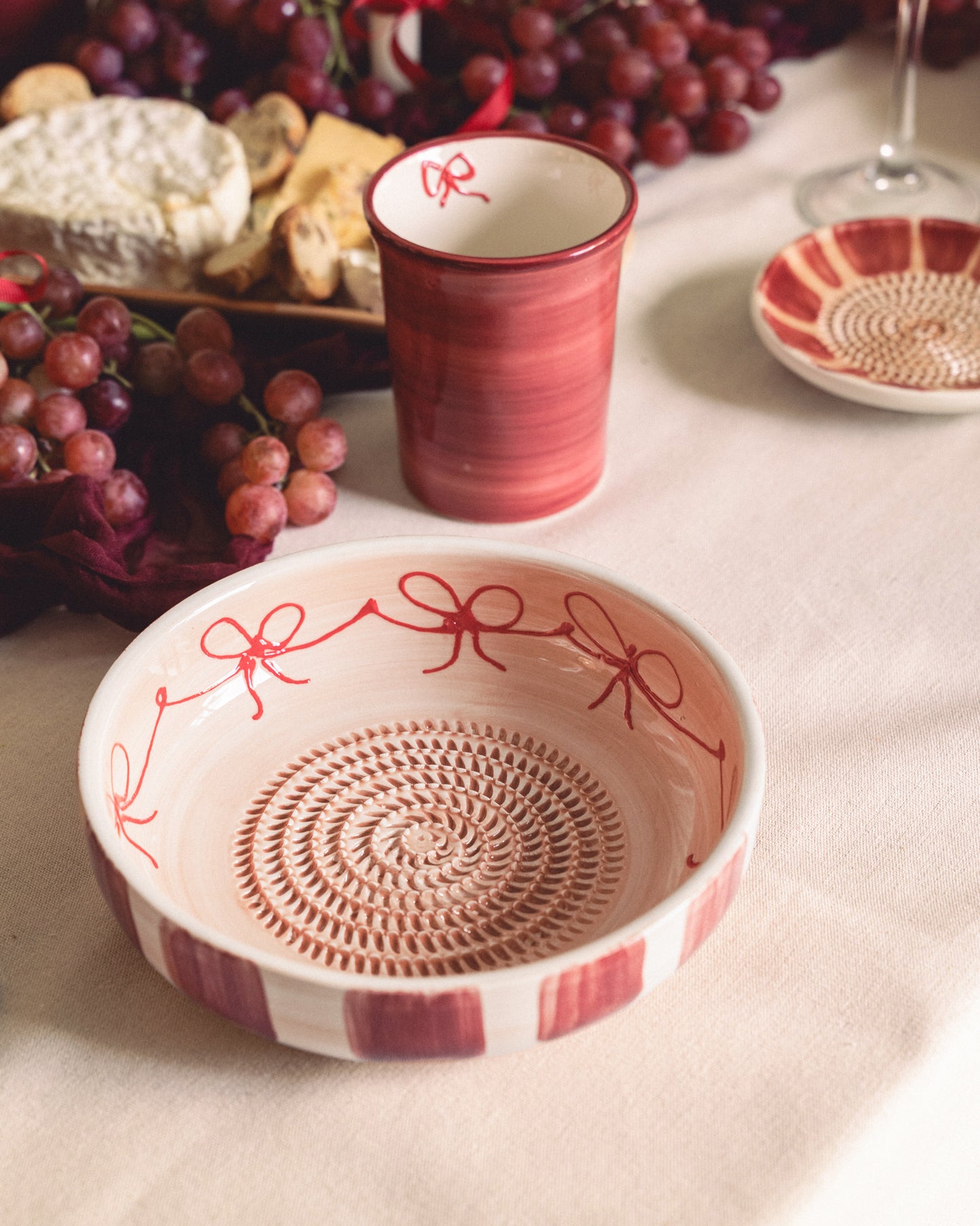 PLATO RALLADOR GRANDE + CUCHARA GRATIS